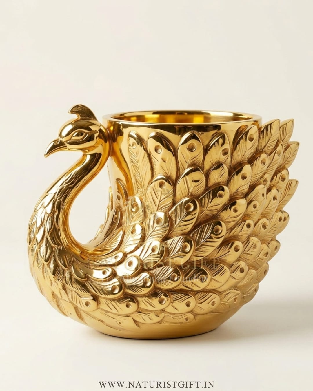 Minimalist & Modern Peacock Vase - Image 3
