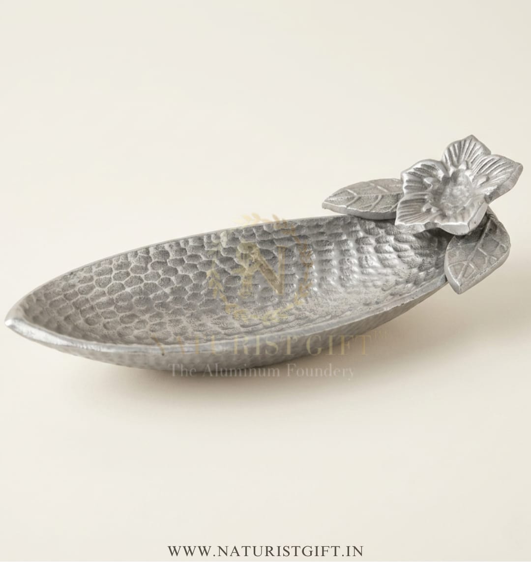 Elegance Meets Nature The Artisanal Touch