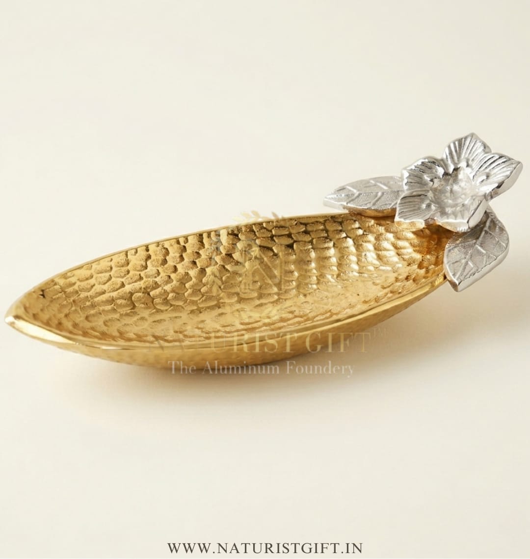 Elegance Meets Nature The Artisanal Touch - Image 2