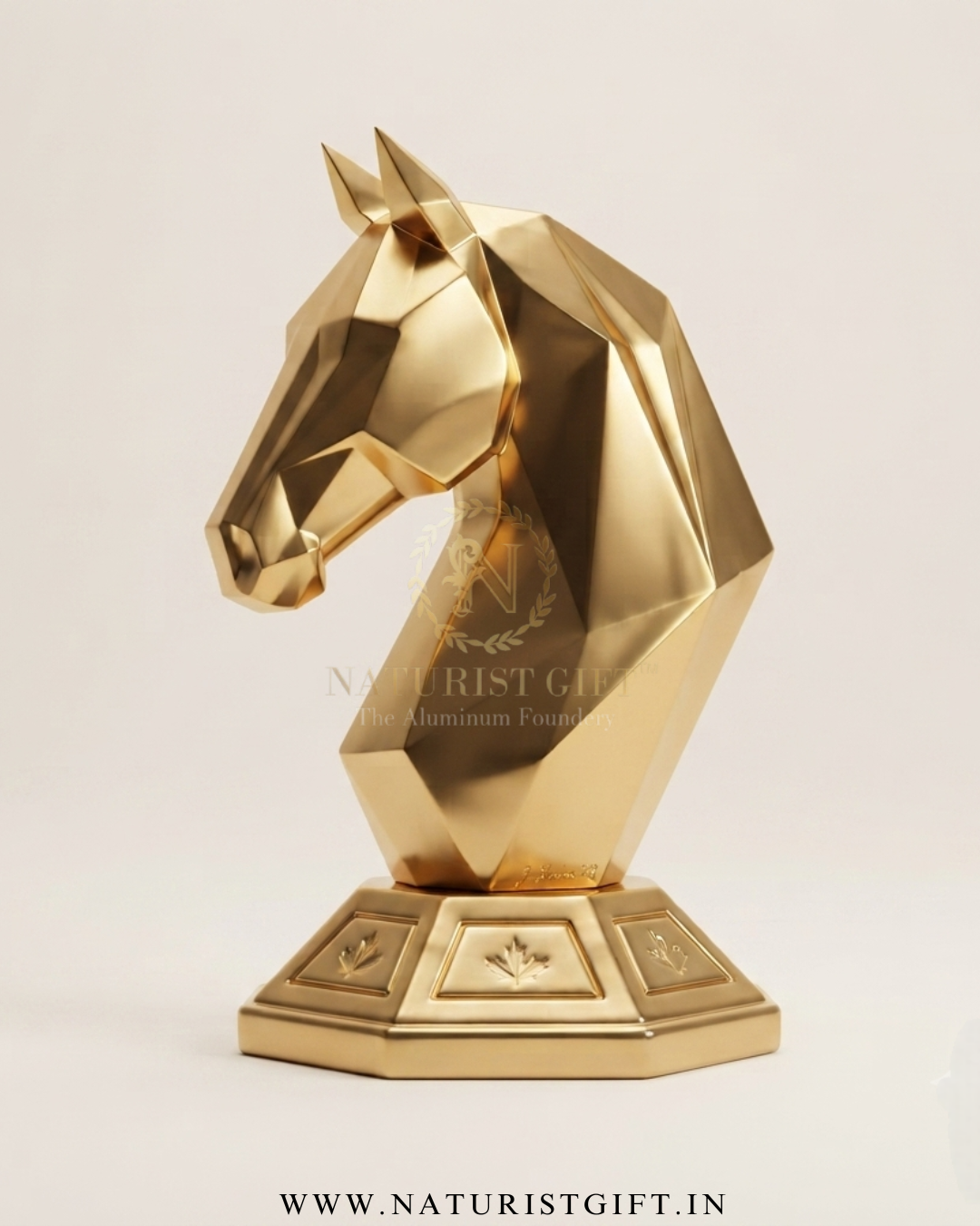 Horse Head Sculpture – Luxury Gold Finish Decorative Statue - Image 2